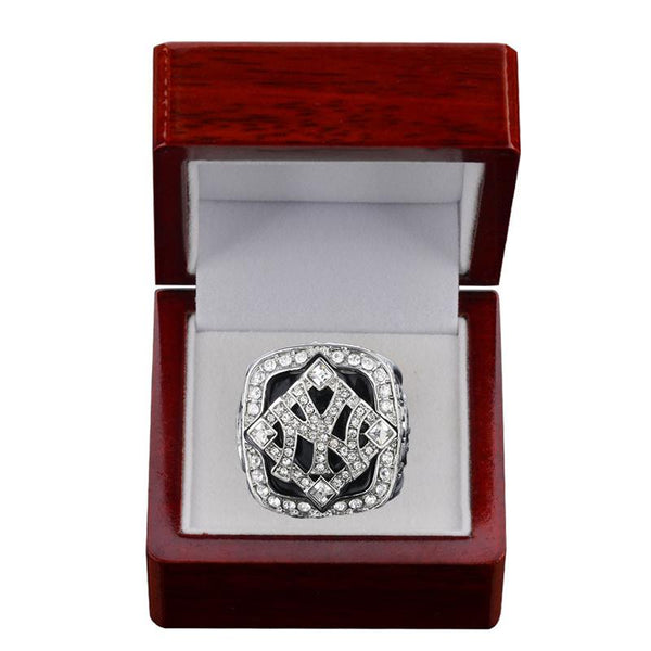 2009 World Professional Baseball Yankees Super Bowl Championship Fan Rings