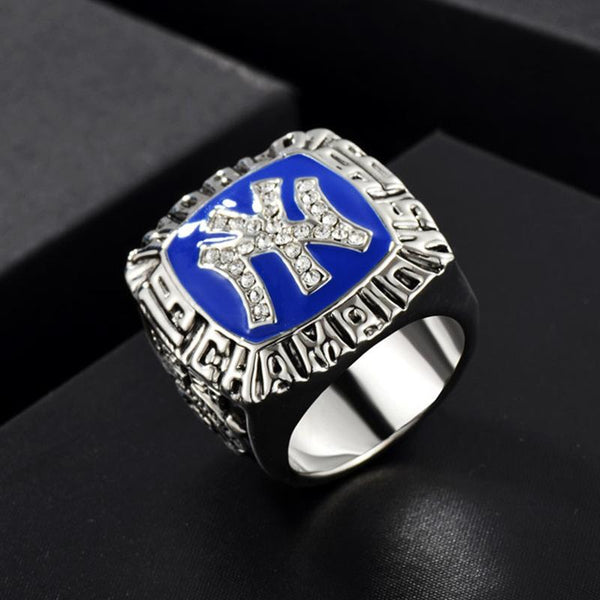 1996 Yankees Baseball Team Golden Championship Fan Rings